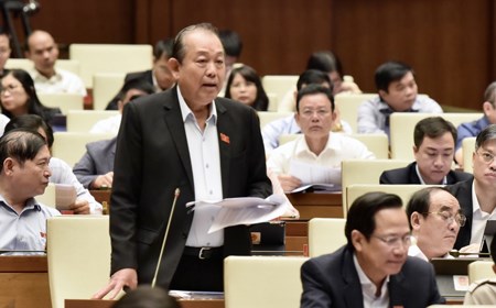 Phó Thủ tướng Thường trực trả lời về vụ việc Công ty Thuận Phong